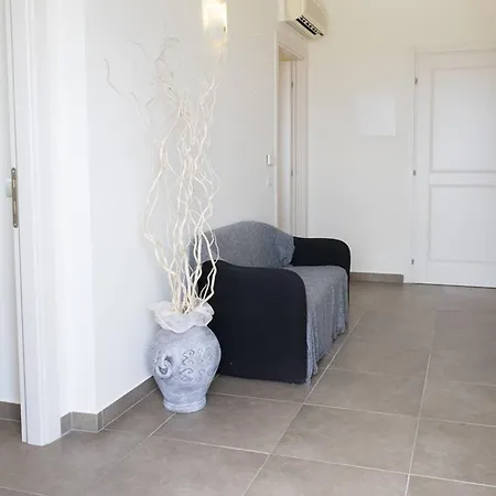 C006 - Camerano, Nuovo Trilocale Con Giardino *