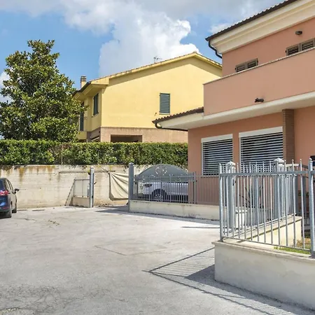Lejlighed C006 - Camerano, Nuovo Trilocale Con Giardino Camerano