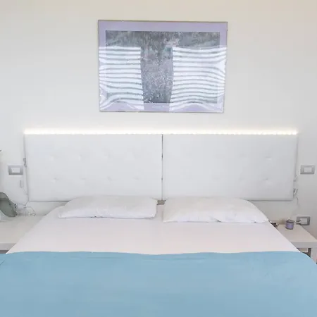Διαμέρισμα C006 - Camerano, Nuovo Trilocale Con Giardino Camerano