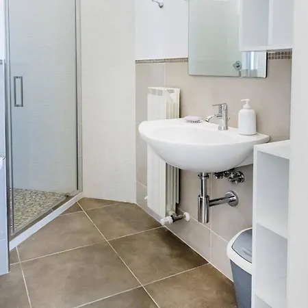 Apartment C006 - Camerano, Nuovo Trilocale Con Giardino
